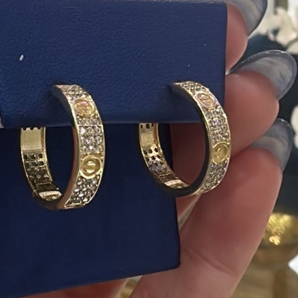 10k gold small hoop